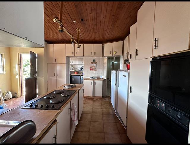 4 BEDROOM HOUSE FOR SALE IN ALLANDALE
